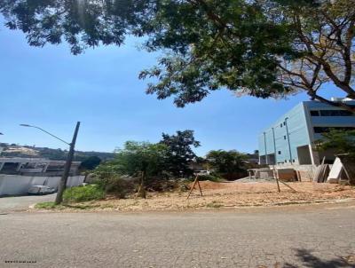 Terreno para Venda, em Barueri, bairro Jardim Regina Alice, 1 dormit�rio, 1 banheiro, 1 vaga